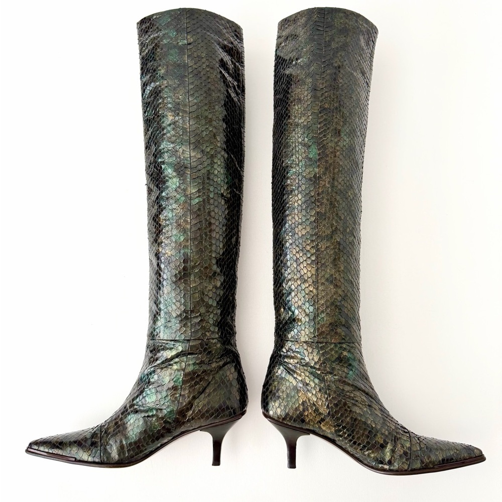 GUCCI | Tom Ford Runway Spring 1997 Iridescent Python Knee High Boots US 6.5 - Picture 3 of 16
